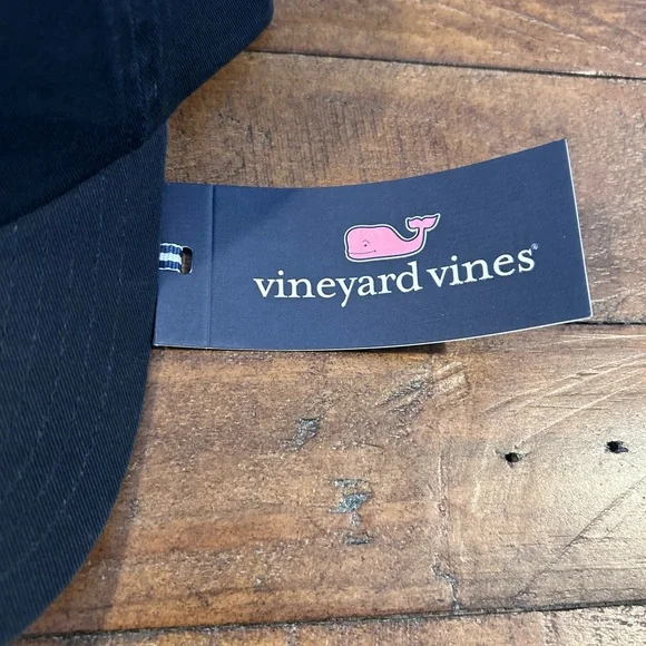 NWT Vineyard Vines Classic Logo Baseball Hat w/Adjustable Band in Jet Black. OS - Picture 7 of 9